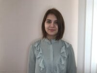 IrisVarna Adlı Modelin Çevrimdışı Sohbet Odası