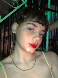 nicky_rusell's Offline XXX Chat