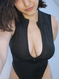 abrilour's webcam live show
