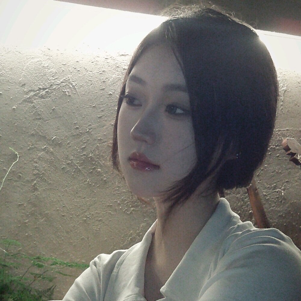 COCOO888 live cam model at StripChat