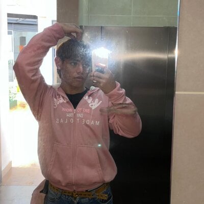 YamSboy Male Spanking Live Webcam Nude