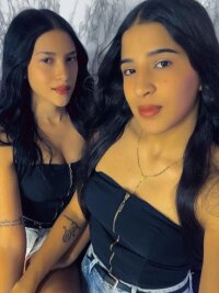 Briana_princess' Offline Chat Room