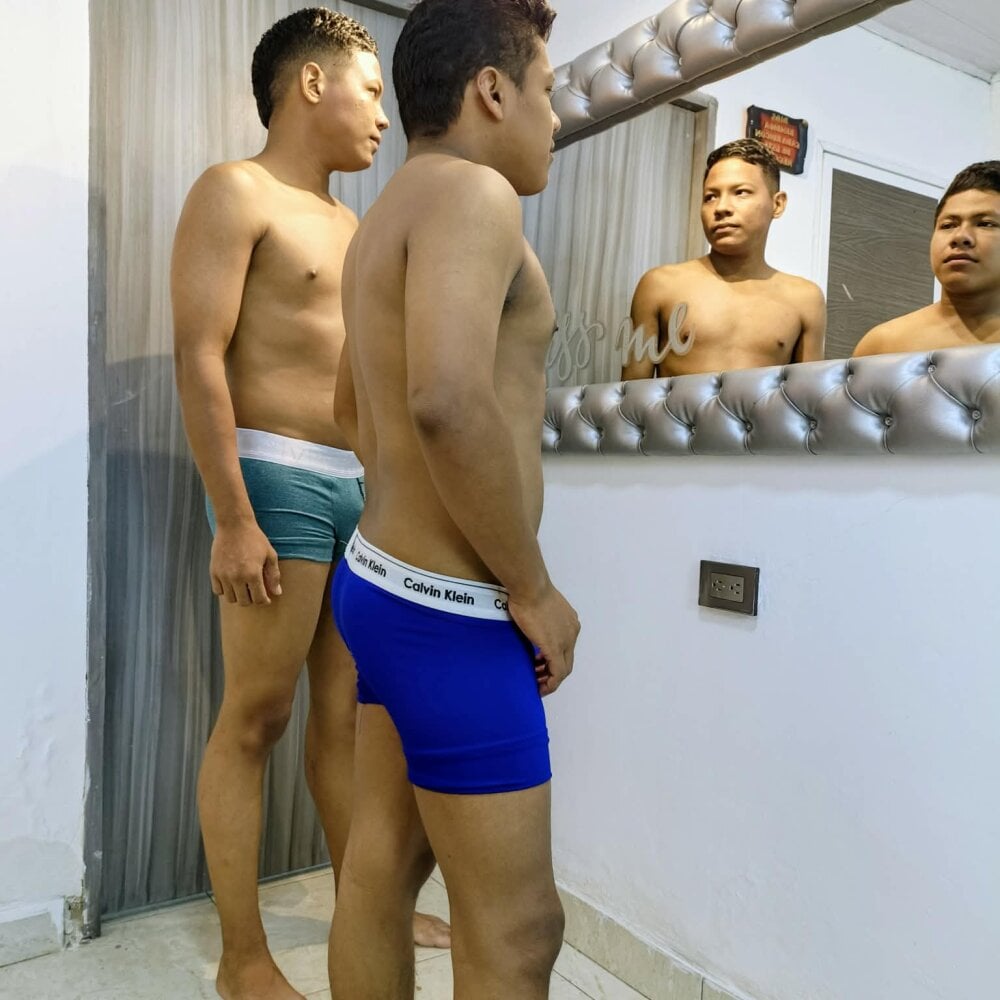 lucas_nico18 profile