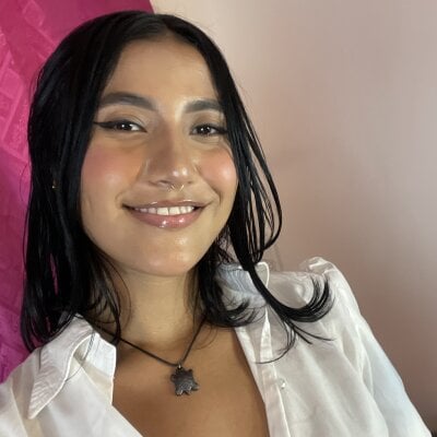 RAAIZACKK Female Latincreampie Chat Webcam