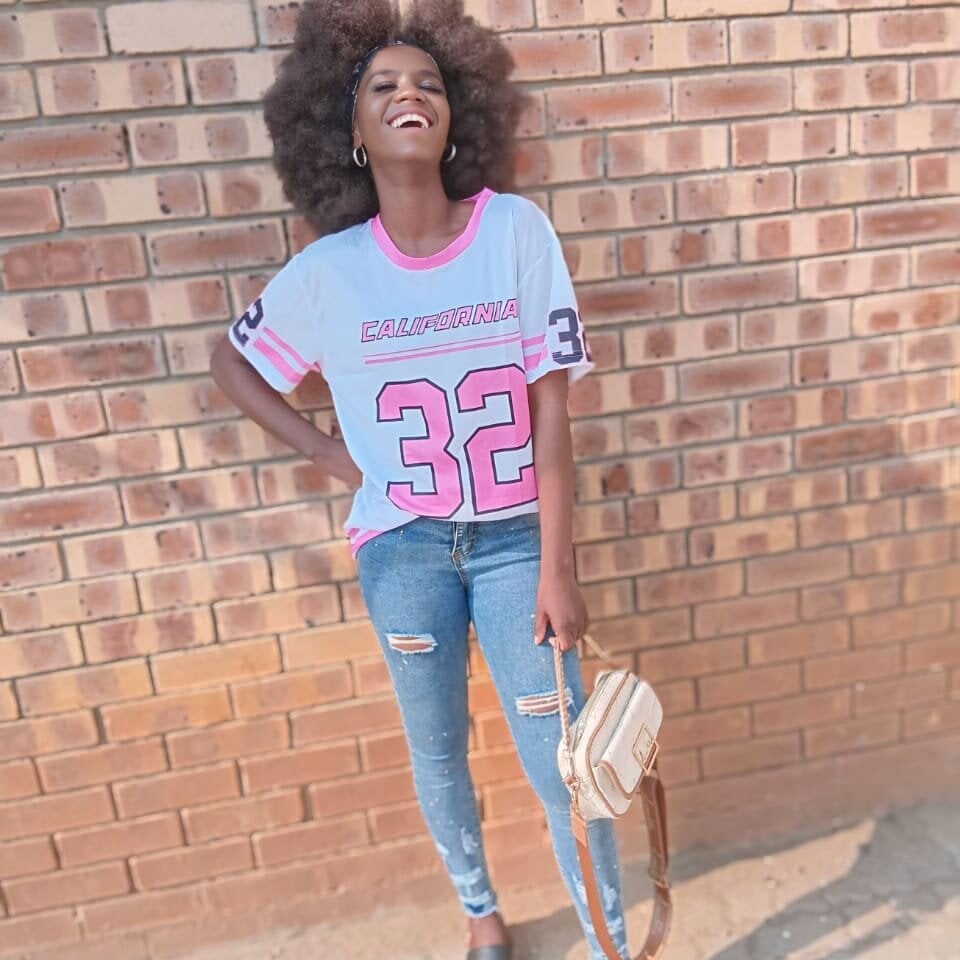 cheapadultsexcams.com sexyslimteax livesex profile in the-ozz cams