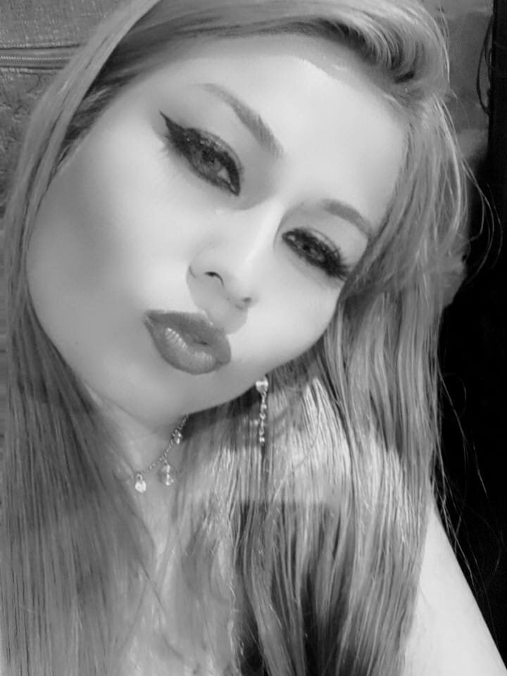 pornos.live xania_valentina livesex profile in grey-eyes cams
