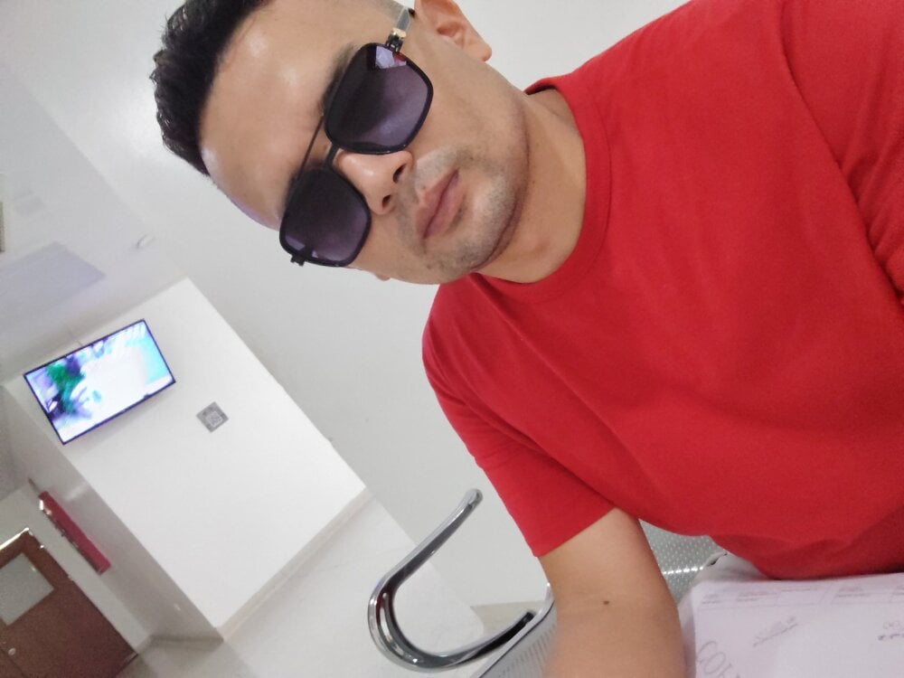 yeison1108 from stripchat