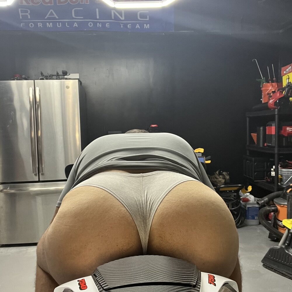 gapedwide profile