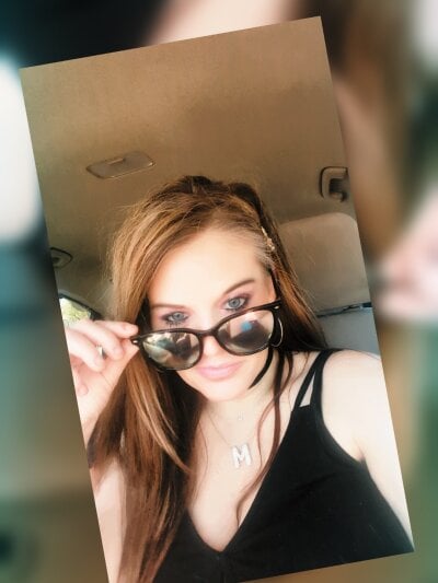 AlexisCynn - masturbation