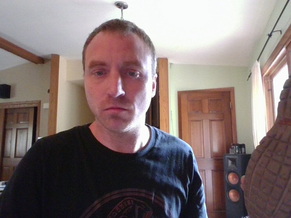 sexyass_nicehole's Offline XXX Chat