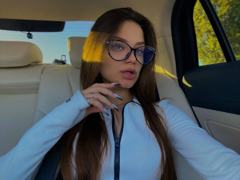 -camillastar- from stripchat