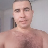 AronMode's webcam live show