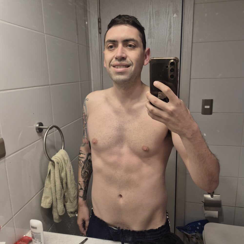 Lechero317's Offline XXX Chat