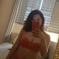 Bruninha669's Offline Chat Room