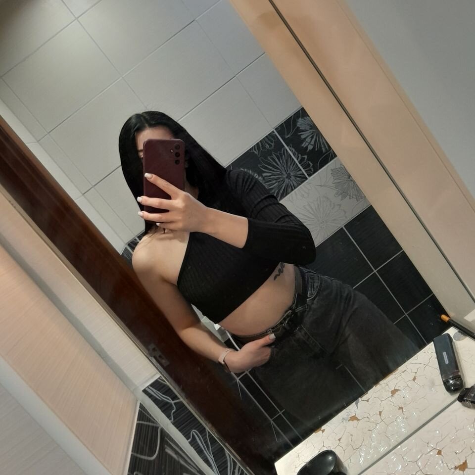 myliveeroticcams.com jhonshelby7luna livesex profile in ukraine cams