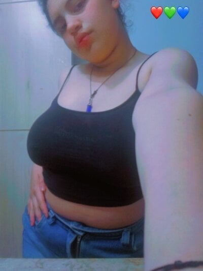 penelopealx 🕡 free live webcam