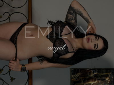 Emilyy_angel Live Cam on StripChat