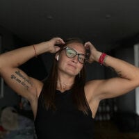 LoisMoody's webcam live show