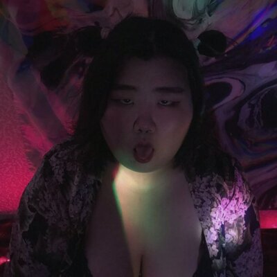 Nadine_asian - bbw young