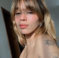 Adria_ross' Live Sex Cam Show