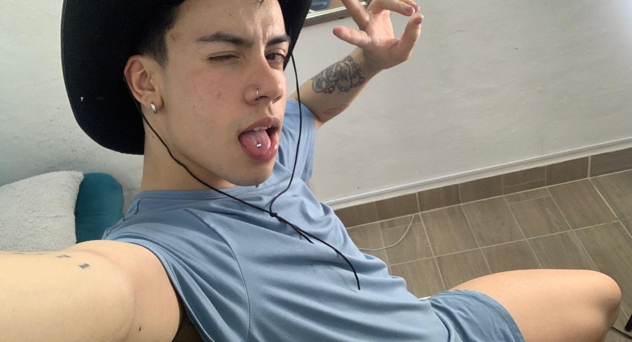 aaron_blinkk