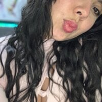 evangeline_diprieto's Offline Chat Room