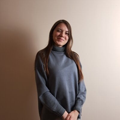 KaroleTietze Live Cam and Statistics on UnifiedCams
