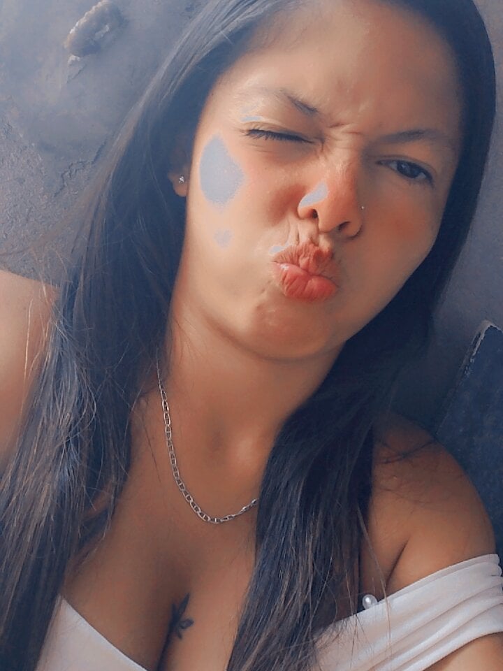 stripchat santtanacatalina webcam profile pic via chatnmate.com