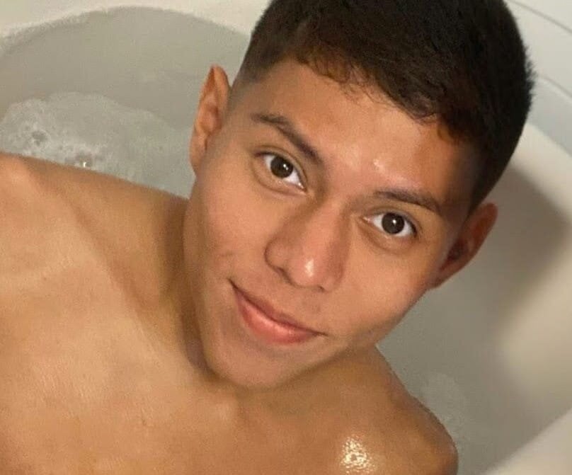 little_liam from stripchat