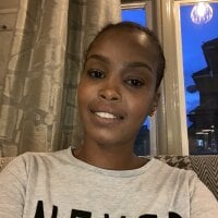 lolalondon94's Offline Chat Room
