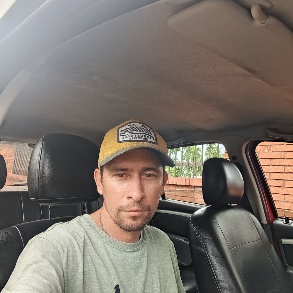 24ricardo from stripchat