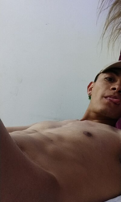 maximilian70 from stripchat