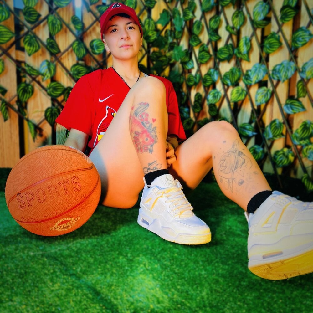 _Hannah_Hot