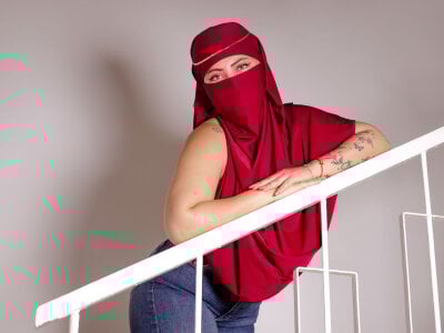 _Farahh_ on StripChat