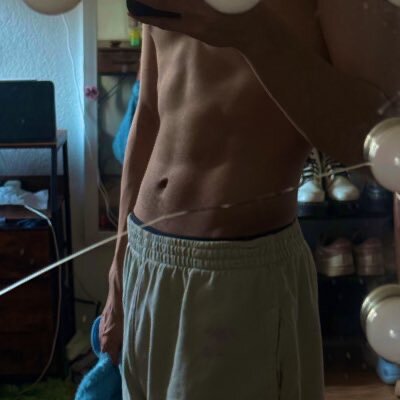 user975310 📵 live cam