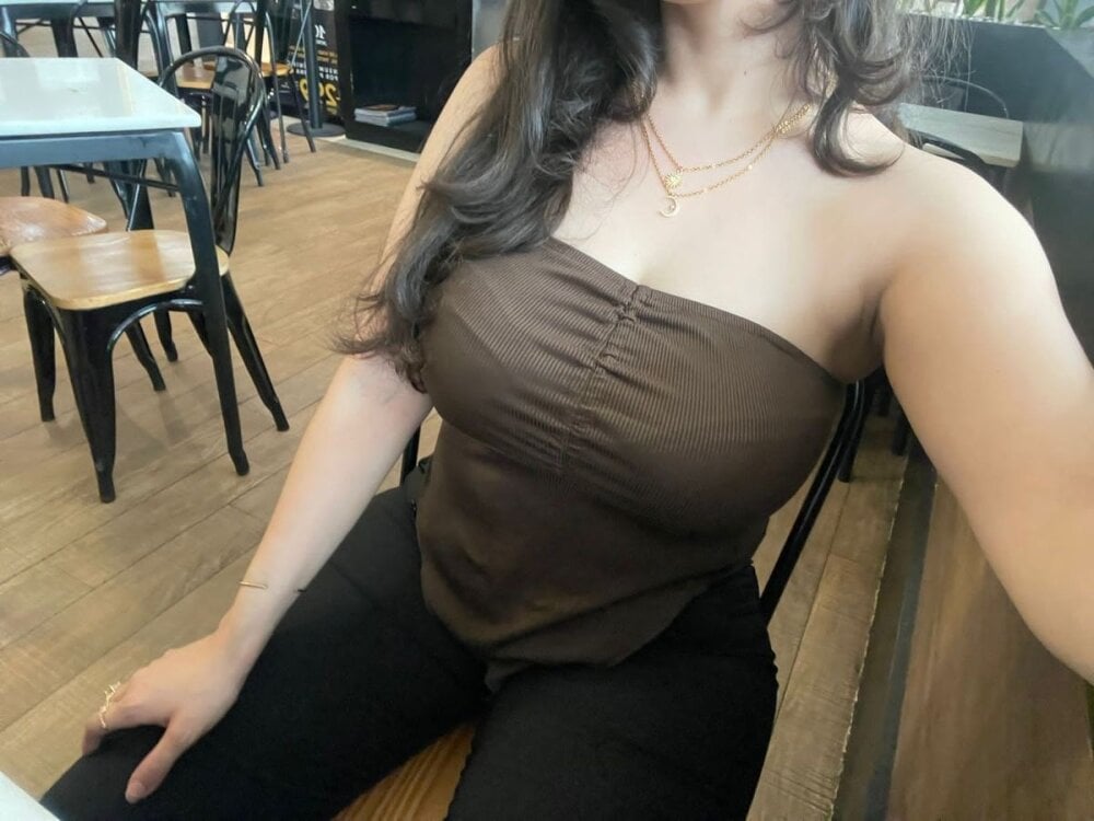 sinna_02 from stripchat