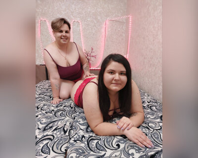 BeckyAndEllen - Stripchat Couple 