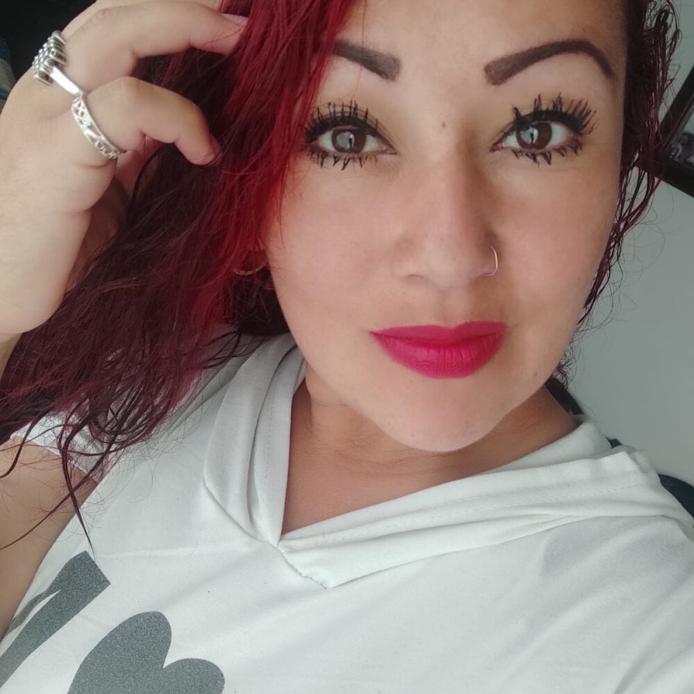 safiromilf_ profile