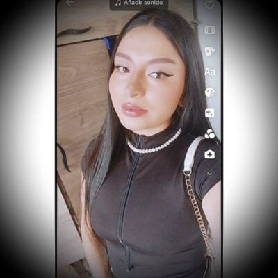 LIIA_HONEY