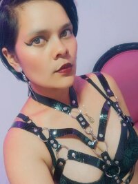 agata_claudel's Offline XXX Chat