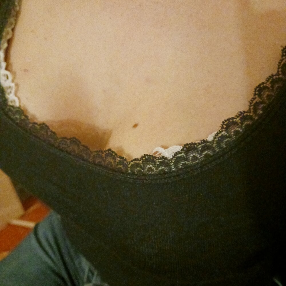 onlyforyou35 Adlı Modelin Çevrimdışı XXX Sohbeti