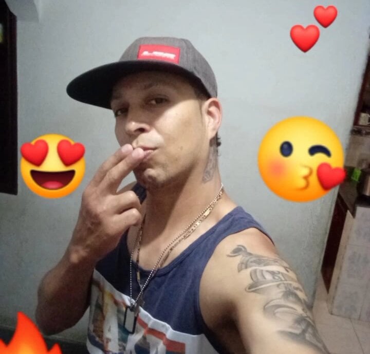 Quiroz_fox's Offline XXX Chat