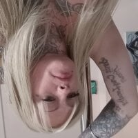 winterDecember88's Offline Chat Room