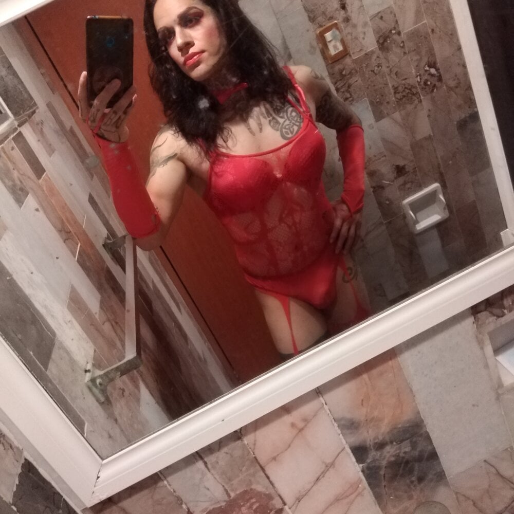 karinatvdec from stripchat