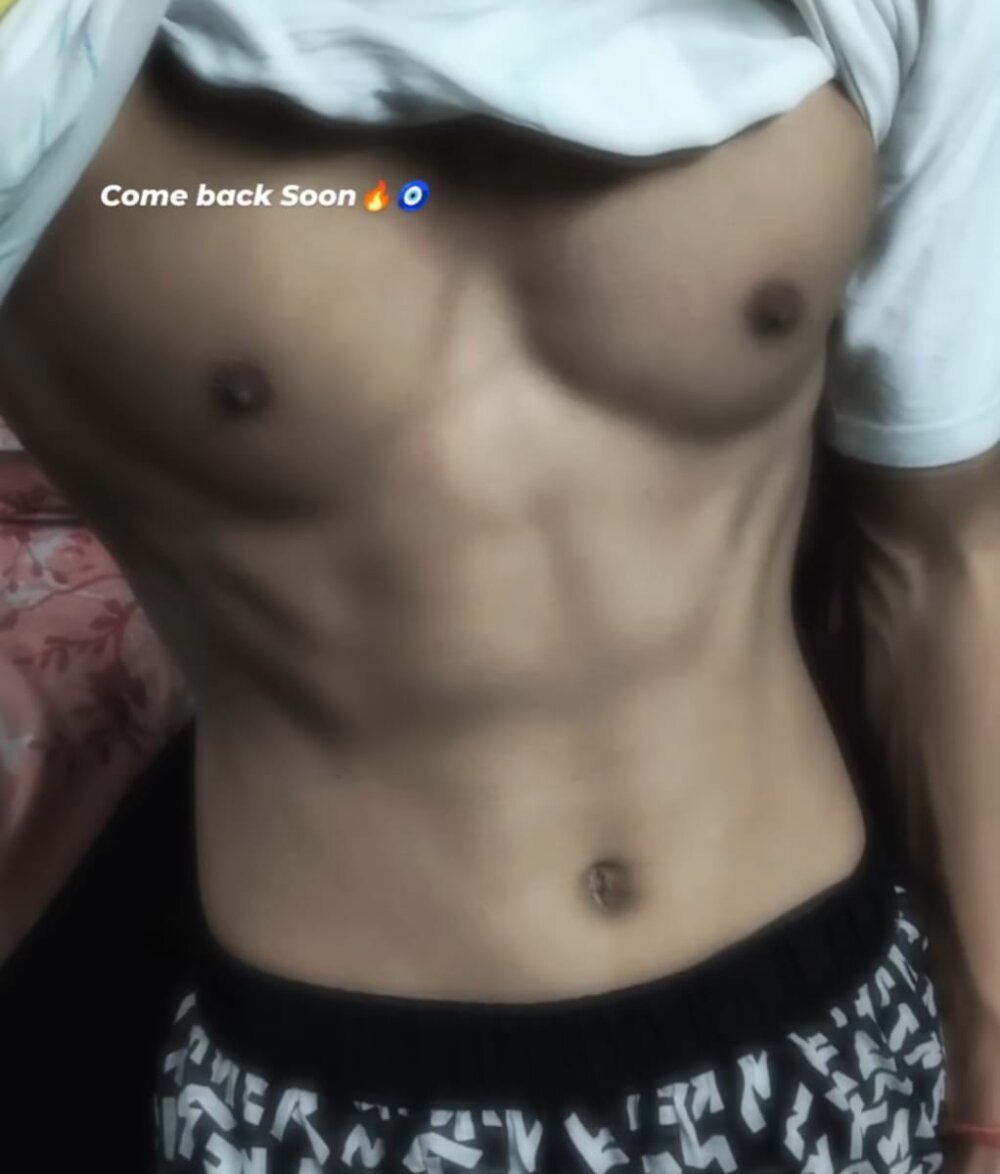 varunteen2001's Offline XXX Chat