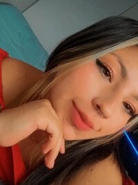 Celeste_00's Offline Chat Room