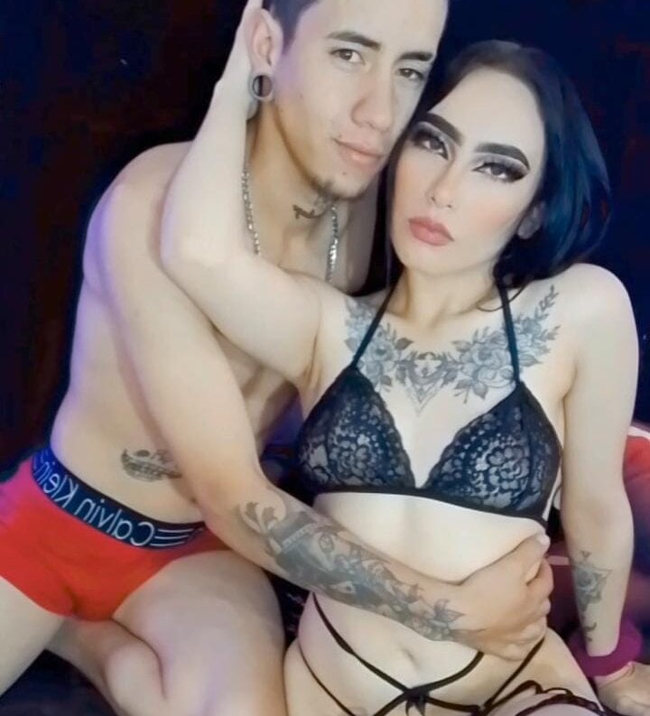 NoahAndMegan's Offline XXX Chat