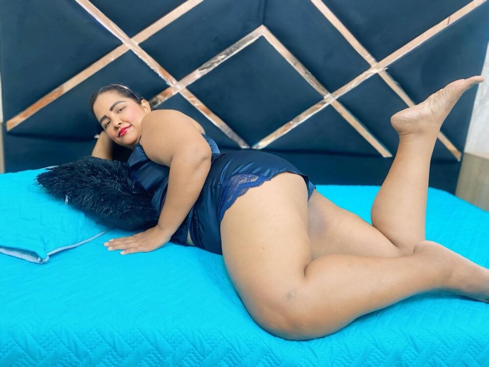 mega-livestrip.info dirty_mature_ livesex profile in in-the-same-world-that-u cams