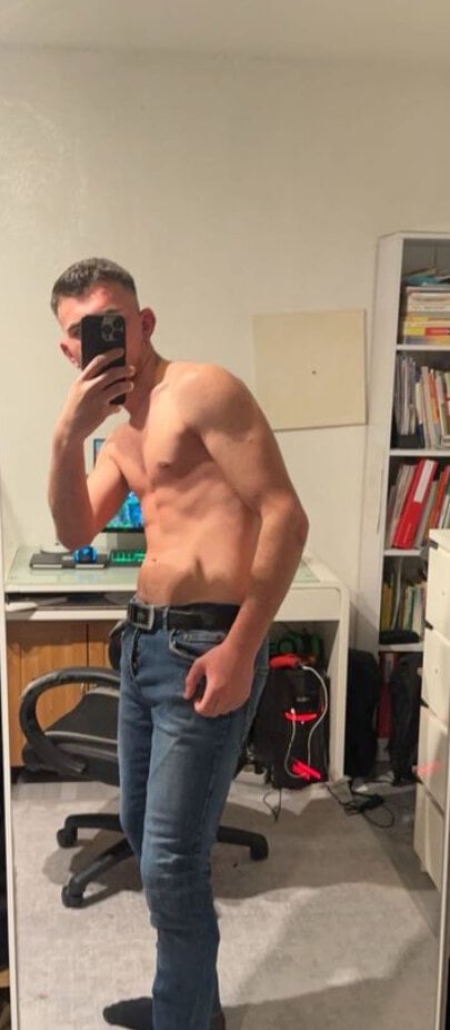 Hornyhrony