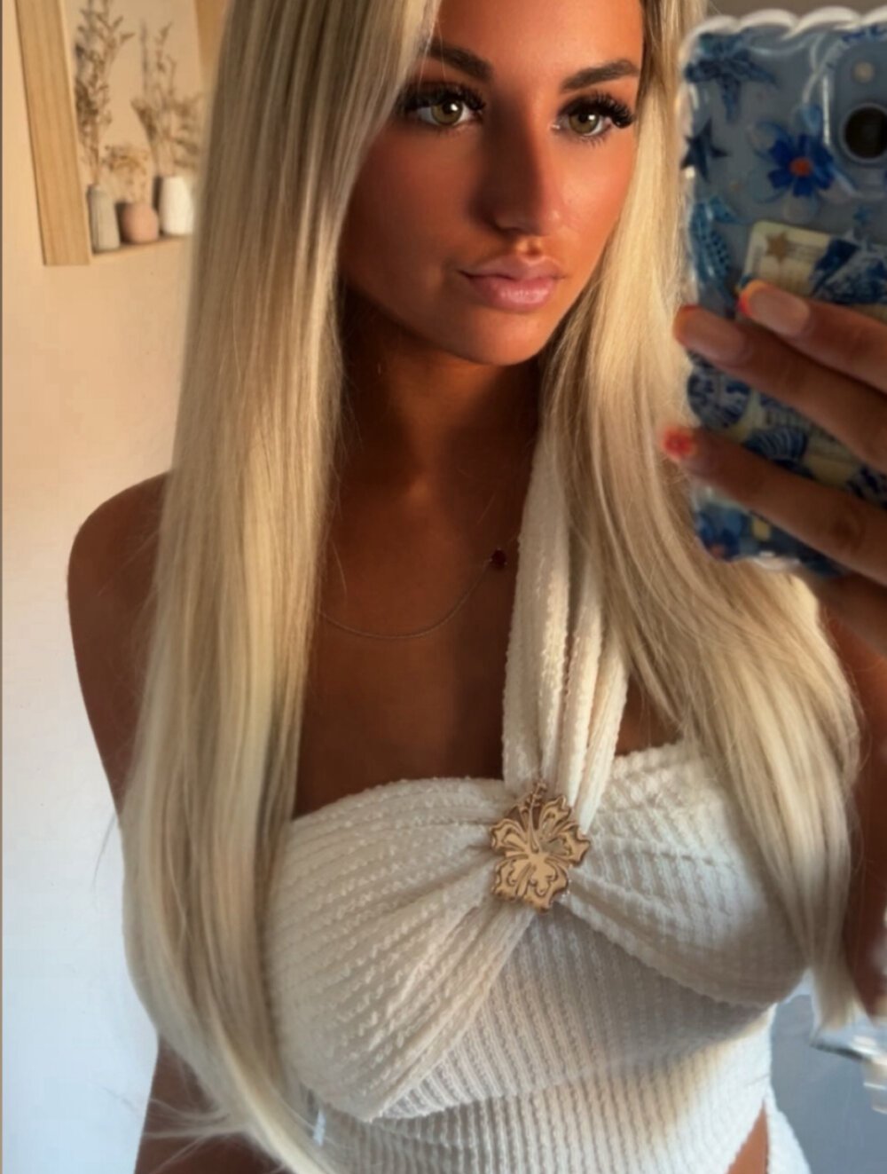 newporncams.com laceymilliexoxo livesex profile in in-u-dreams-venus cams